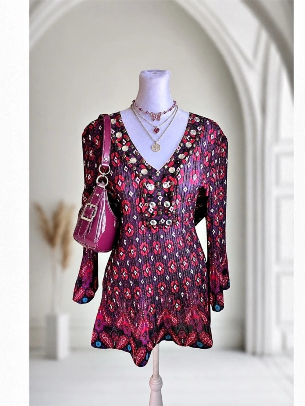 Fashion Bug XL Embellished Boho Y2K Paisley Bell Sleeve Tunic Top